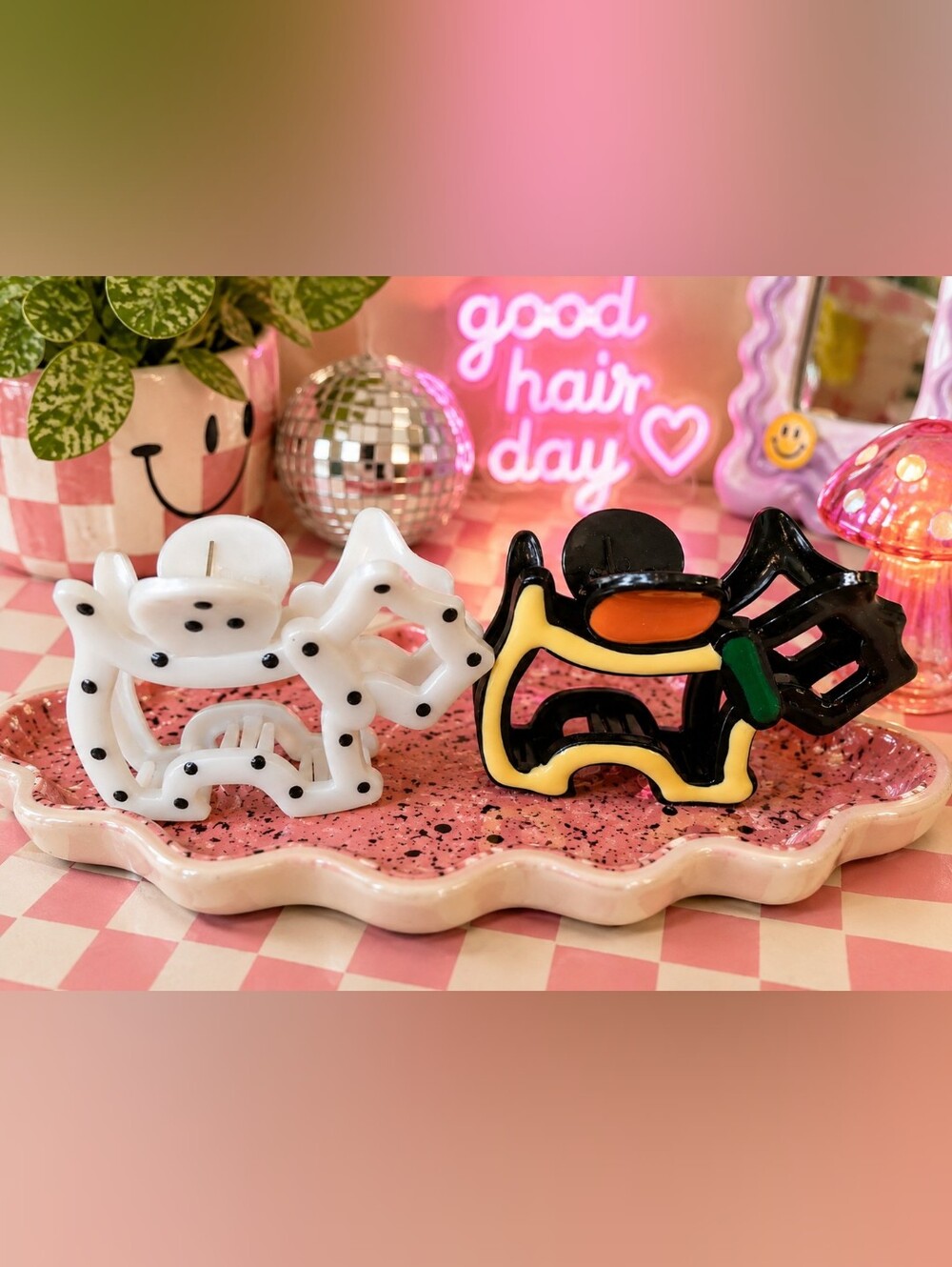 Set of 2 Dog Hair Claw Clips Black White Spotted Scottie Medium